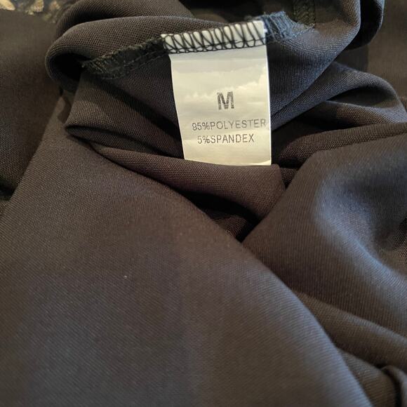 Chic Black Lace-Trim V-Neck Blouse – Size M - Picture 4 of 8